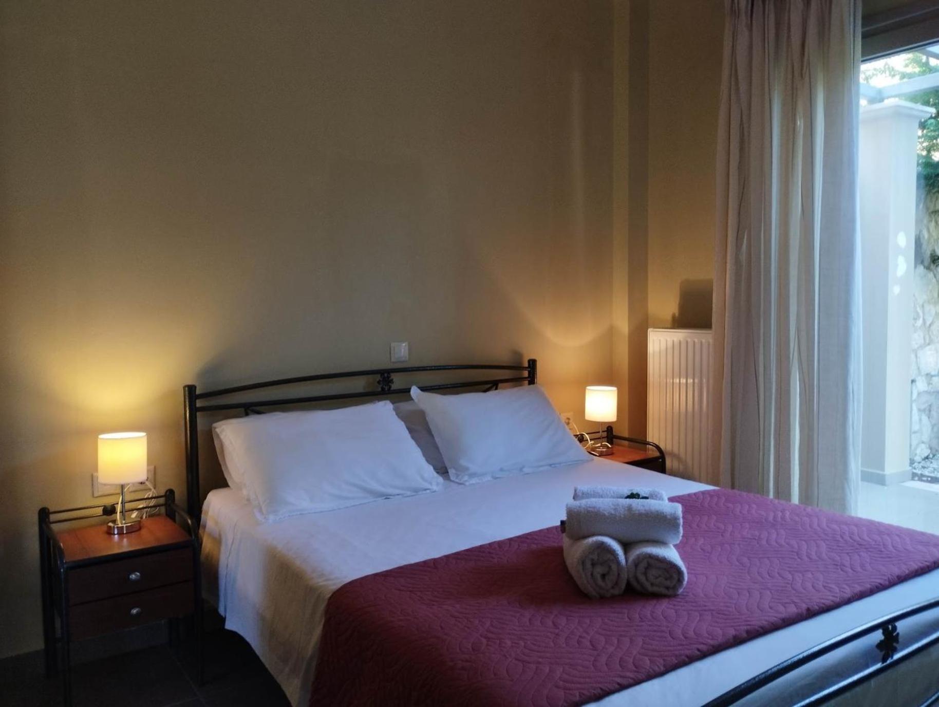Angelos Apartment 2 คาราโวมิลอส ภายนอก รูปภาพ
